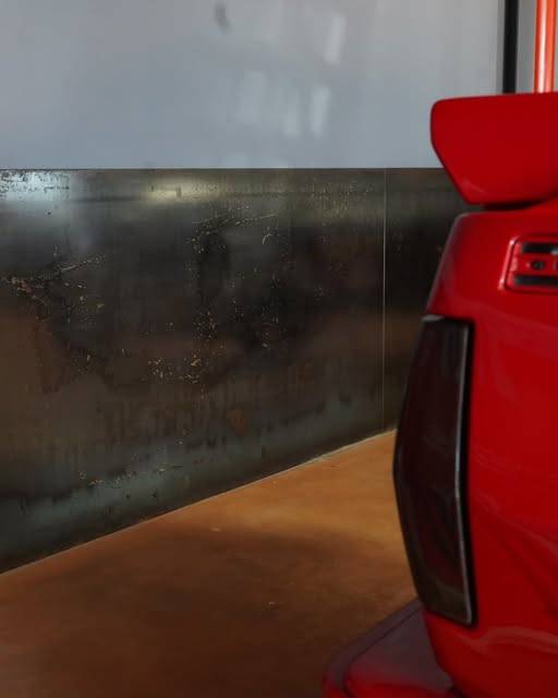 Le Vernis : Sublimation et Protection du Métal Brut