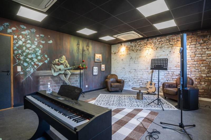 L'exploration de l'école Dalida Institute se poursuit