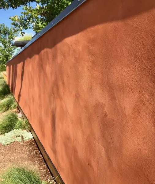 Enduit à la chaux pour murs extérieur 